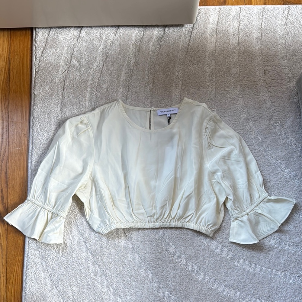 WeWoreWhat White Ruffled Flutter Sleeve Crop Blouse